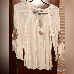 Vintage America Cream Floral Embroidered Blouse